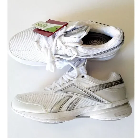 NWT Reebok White & Gray Easytone Athleisure Sneakers Size USA Size 6.5 - Picture 1 of 17
